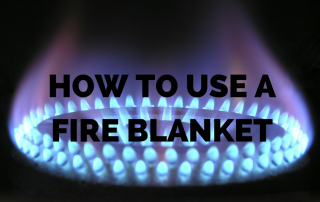 how to use a fire blanket