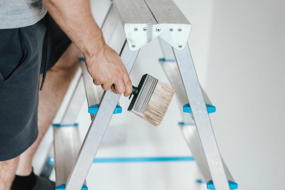 stepladder-pexels-anete-lusina